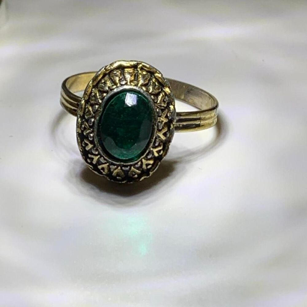 Source-unknown Women's Silver and Gold Jewellery
